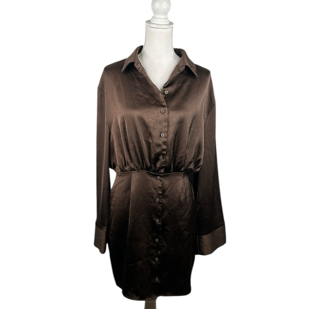 Oval Square Chocolate Brown Silky‎ Button Down Long Sleeve Dress Size Medium